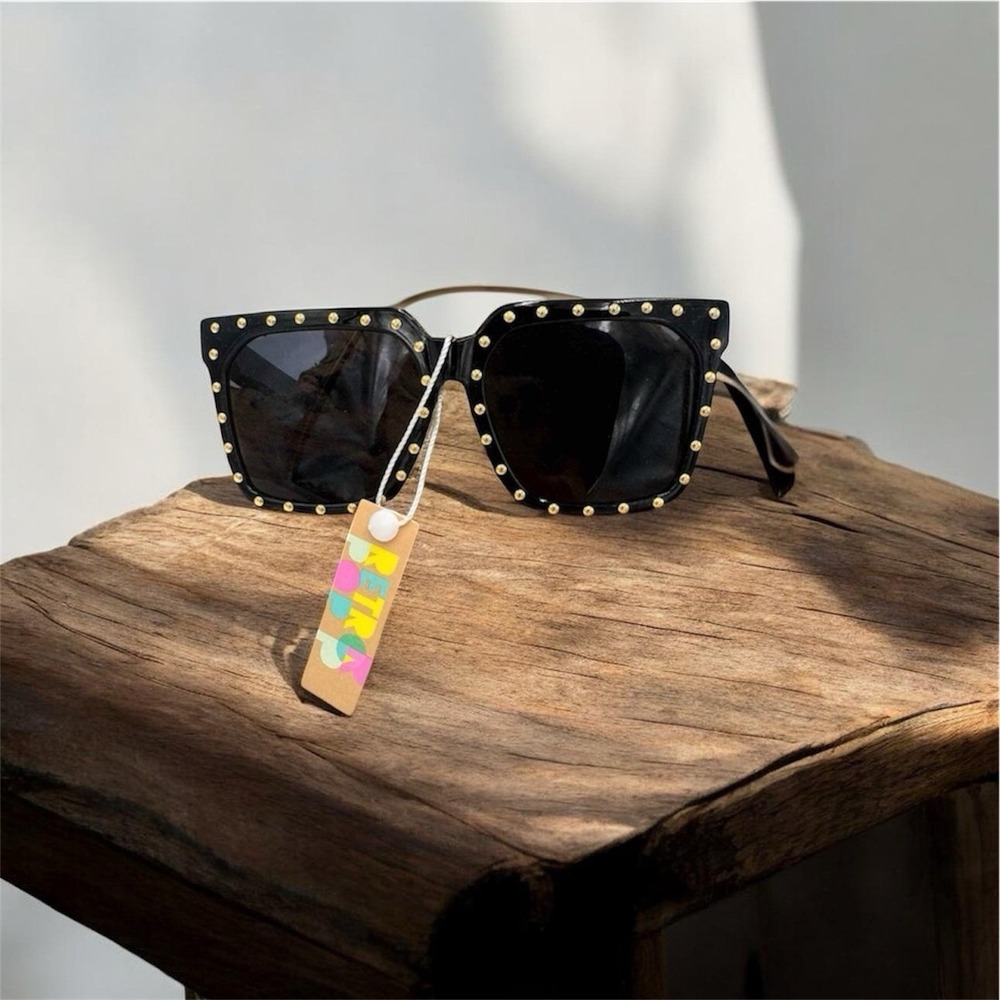 Retro Pop POP8504 Women's Square Studded Sunglasses Black UV Protection NWT